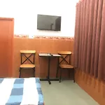 Lucky Motel